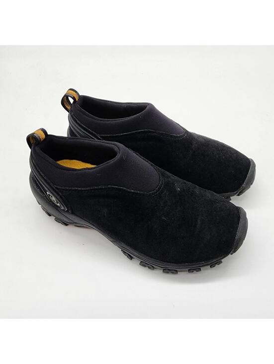 Merrell Shoes - Merrell mog suede shoes  Size 6 womans